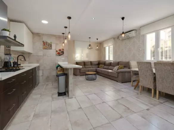 3-bedroom Town House In Torrevieja, Spain (138 M²)
