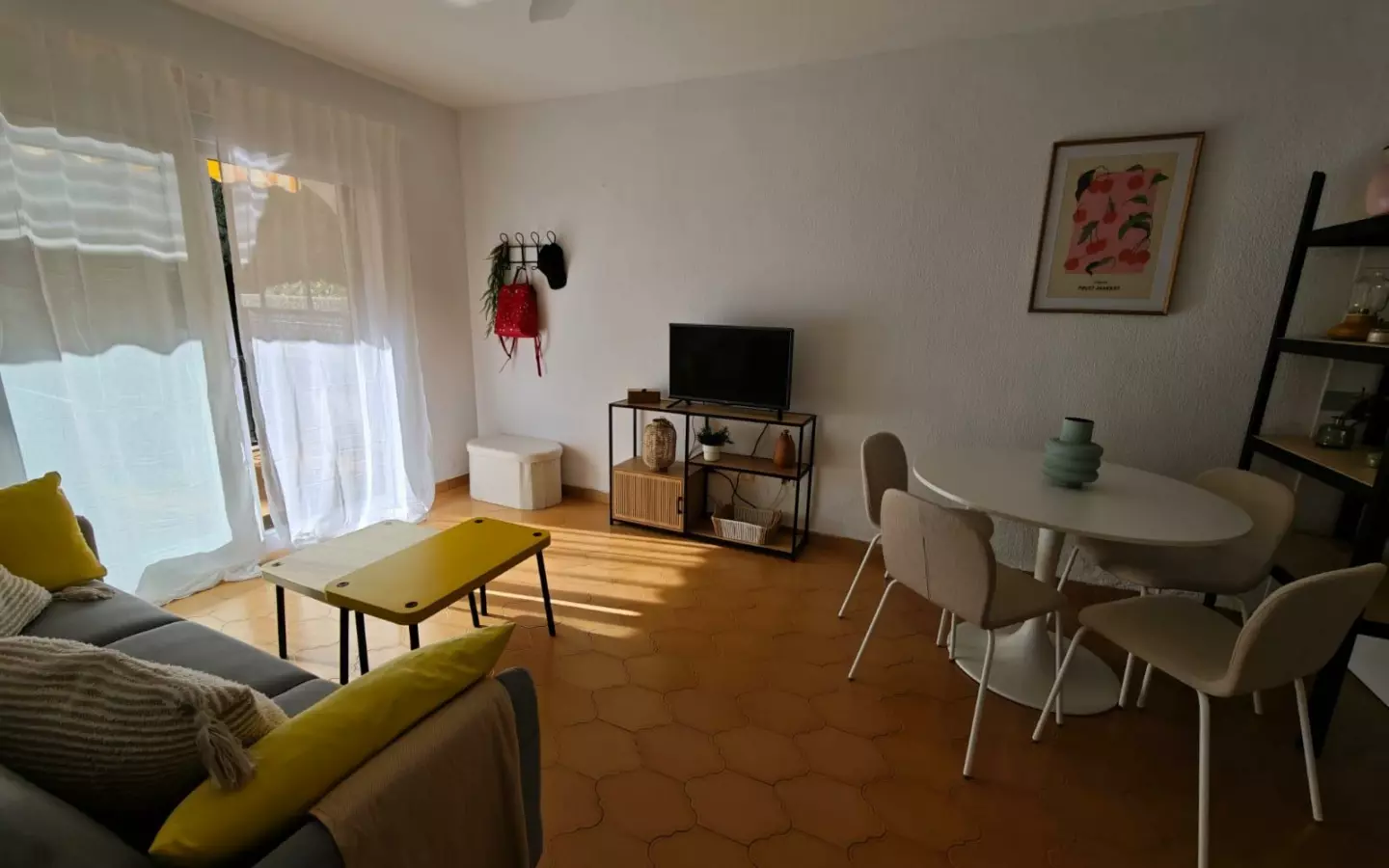 2-bedroom Apartment In Cabo Roig, Spain (65 M²)