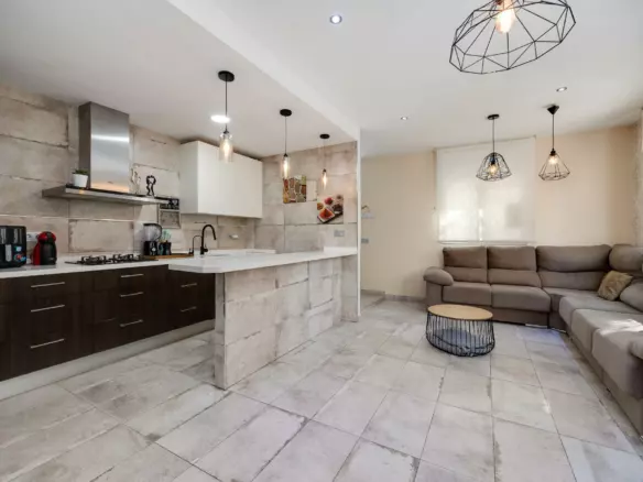 3-bedroom Town House In Torrevieja, Spain (138 M²)