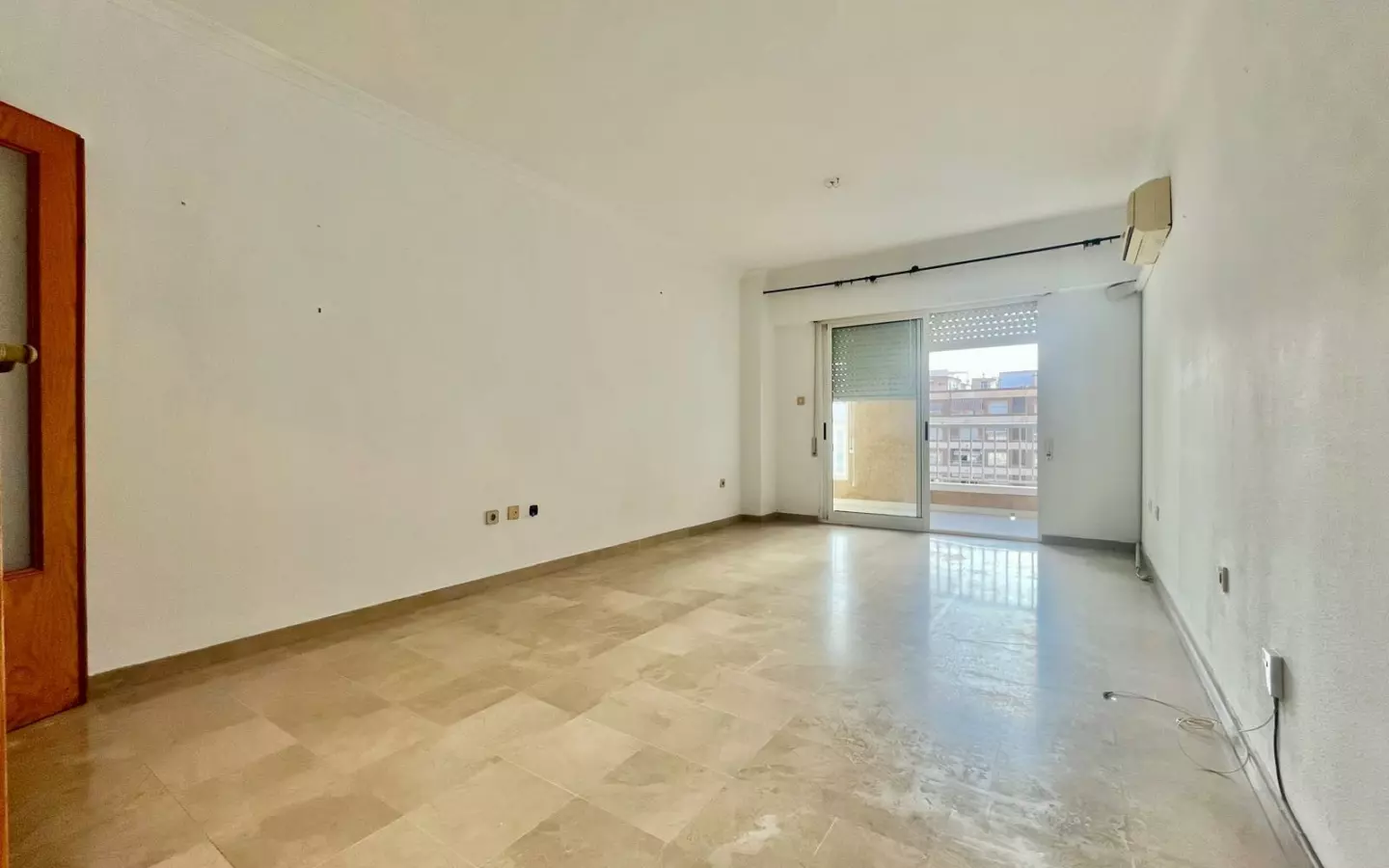 3-bedroom Apartment In Torrevieja, Spain (106 M²)