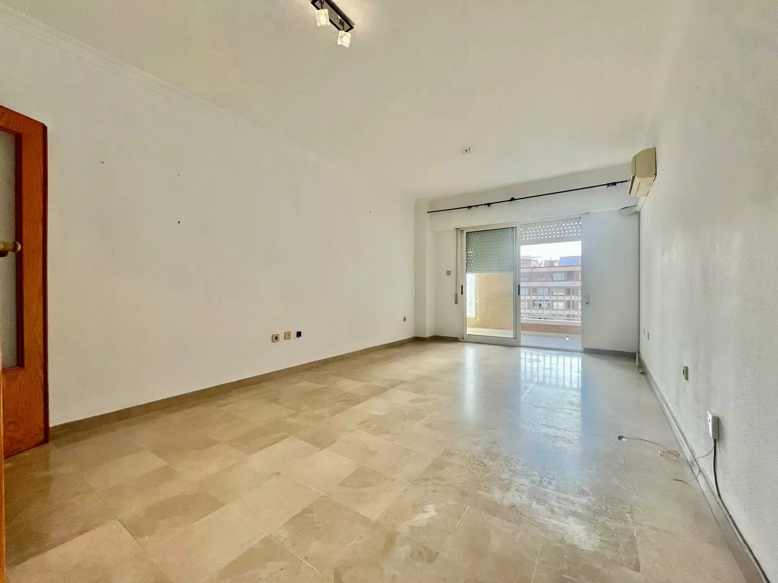 3-bedroom Apartment In Torrevieja, Spain (106 M²)