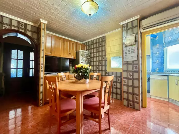 3-bedroom Apartment In Torrevieja, Spain (97 M²)