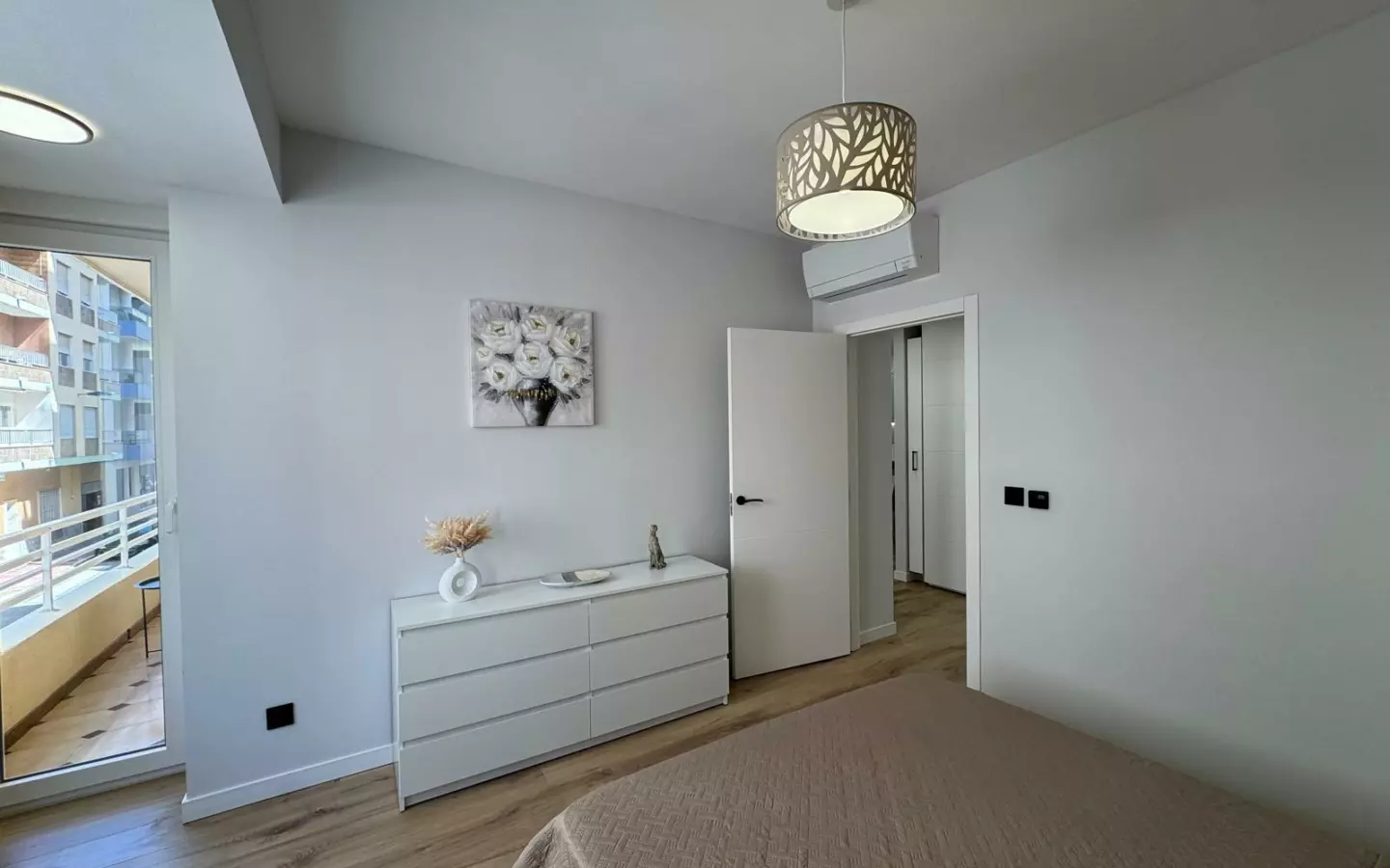 3-bedroom Apartment In Torrevieja, Spain (100 M²)