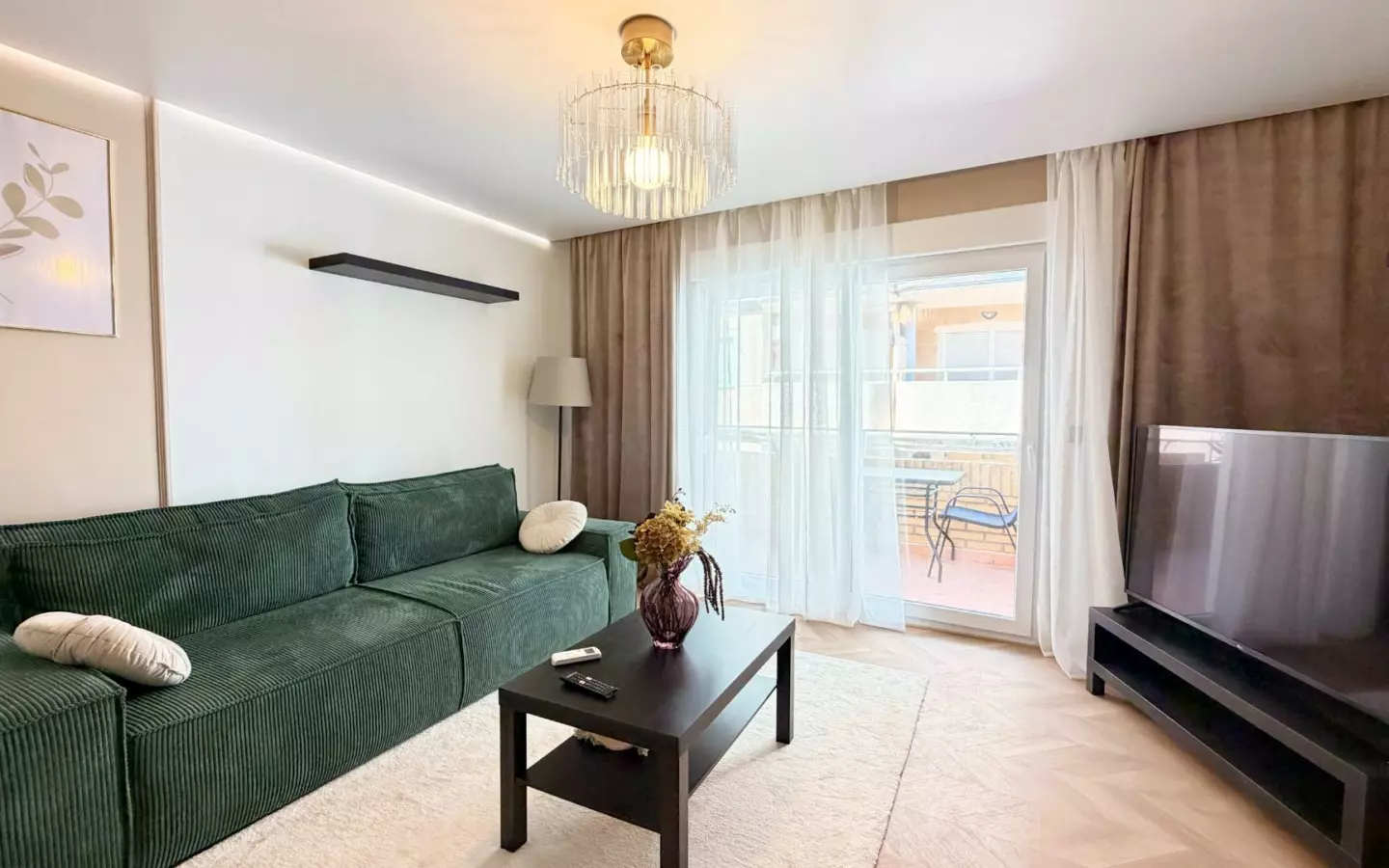 3-bedroom Apartment In Torrevieja, Spain (100 M²)