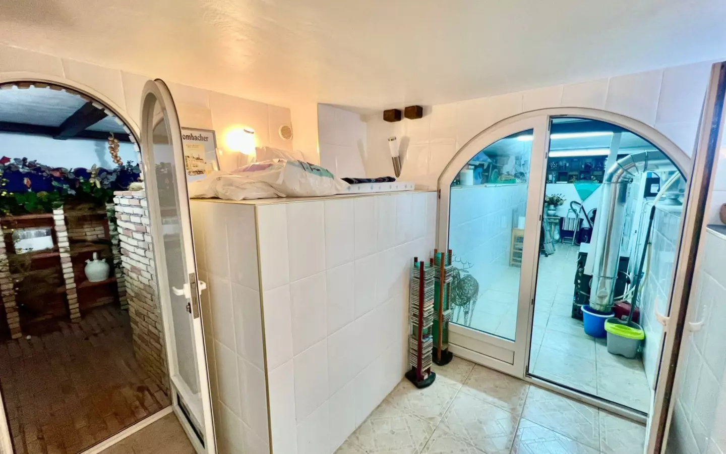 3-bedroom Villa In Torrevieja, Spain (253 M²)
