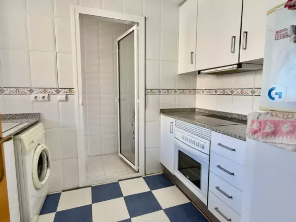 1-bedroom Penthouse In Villajoyosa, Spain (107 M²)