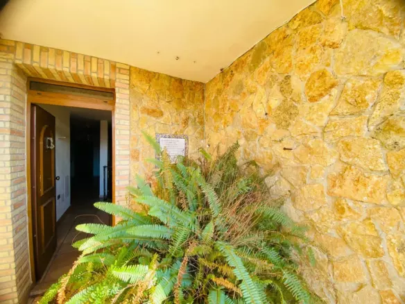 2-bedroom Villa In Orihuela Costa, Spain (315 M²)