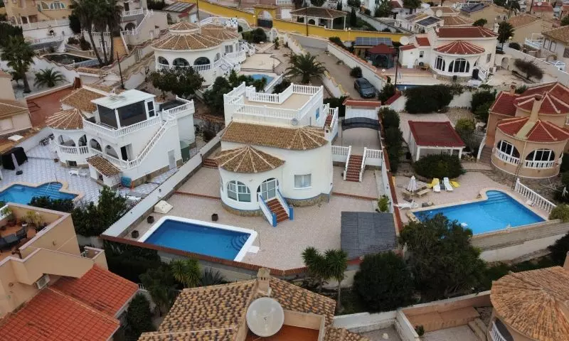 5-bedroom Villa In Rojales, Spain (187 M²)