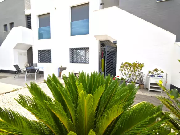 2-bedroom Apartment In Orihuela Costa, Spain (73 M²)