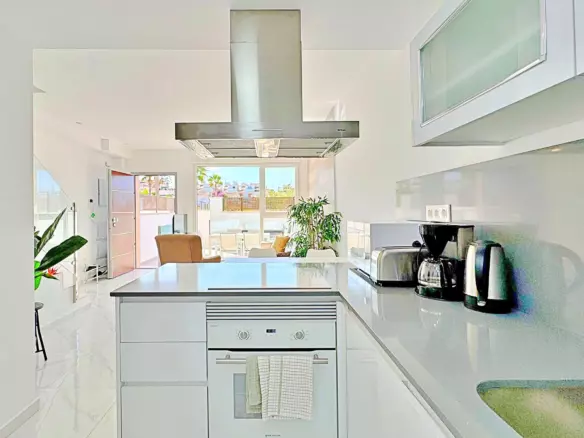 3-bedroom Town House In Torrevieja, Spain (113 M²)