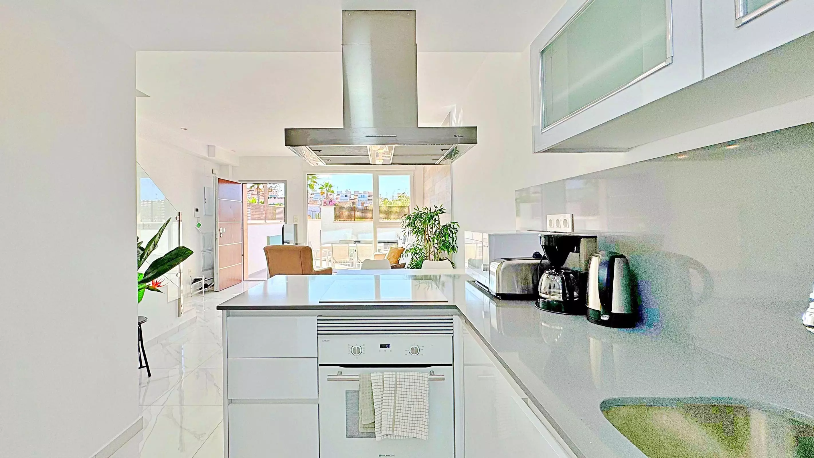 3-bedroom Town House In Torrevieja, Spain (113 M²)