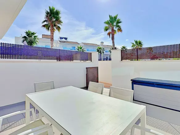 3-bedroom Town House In Torrevieja, Spain (113 M²)