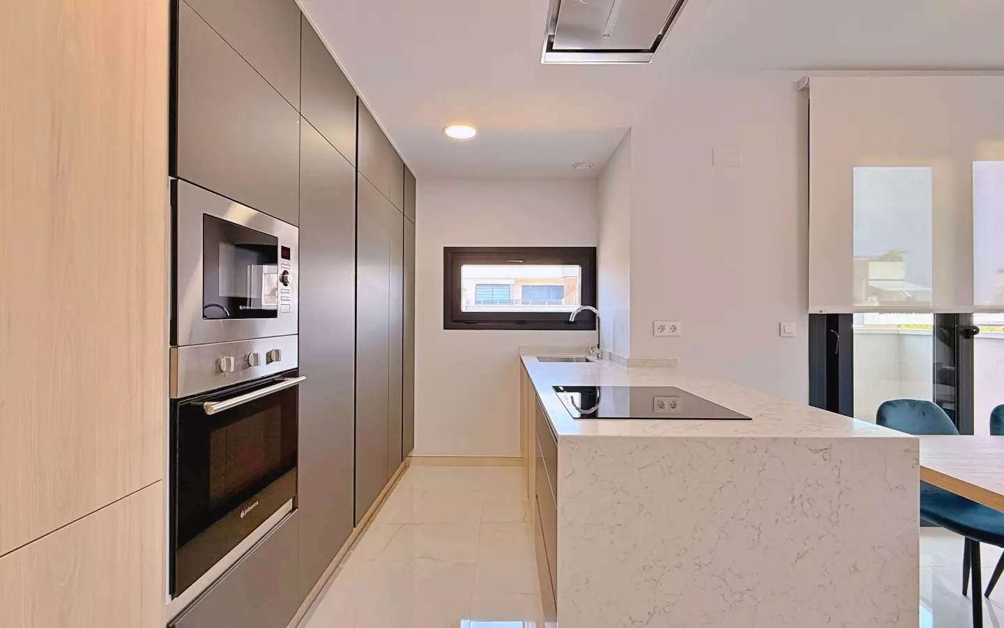 2-bedroom Apartment In Orihuela, Spain (83 M²)