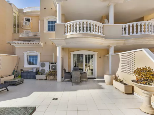 2-bedroom Apartment In Guardamar Del Segura, Spain (112 M²)