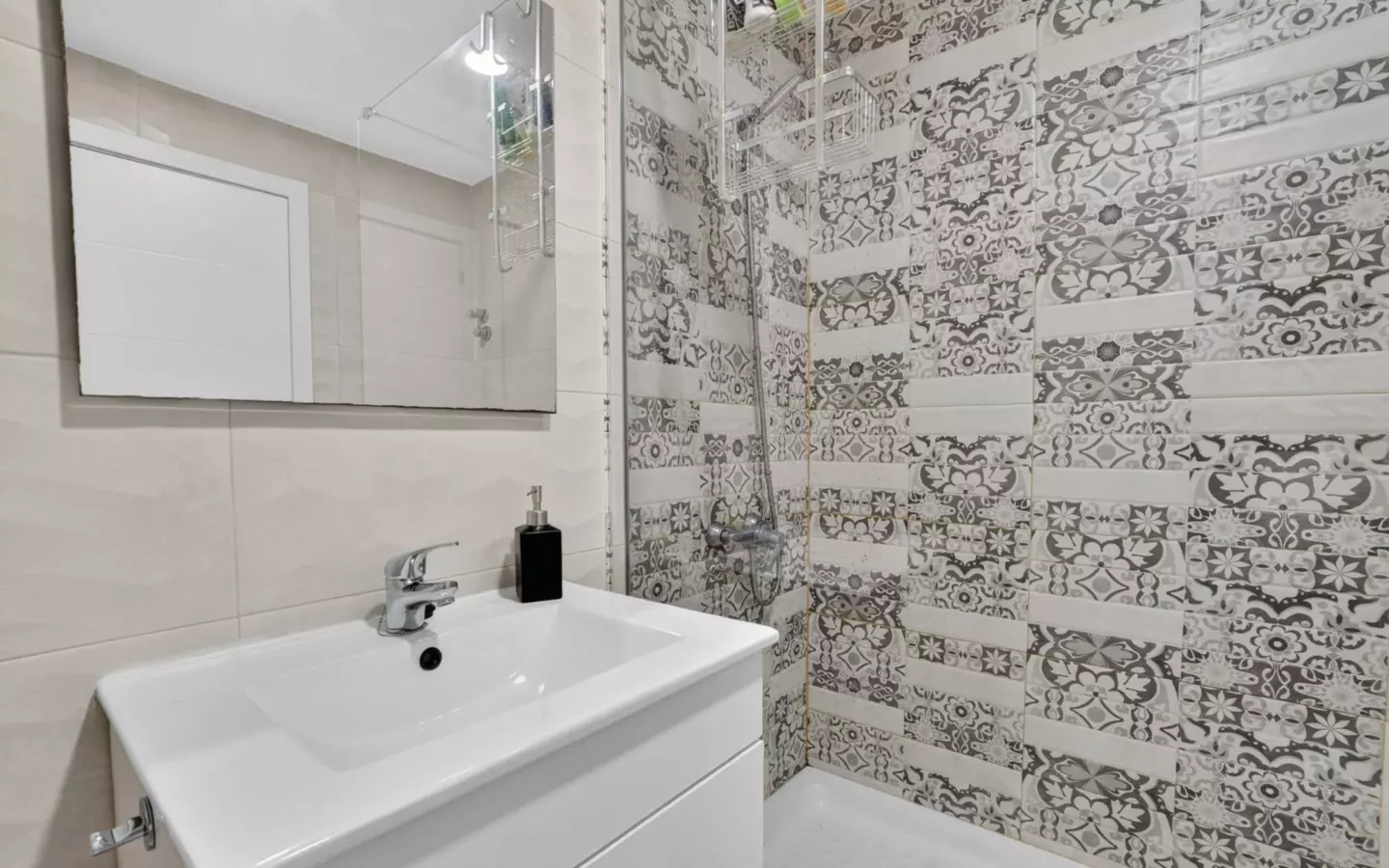 3-bedroom Apartment In Torrevieja, Spain (117 M²)