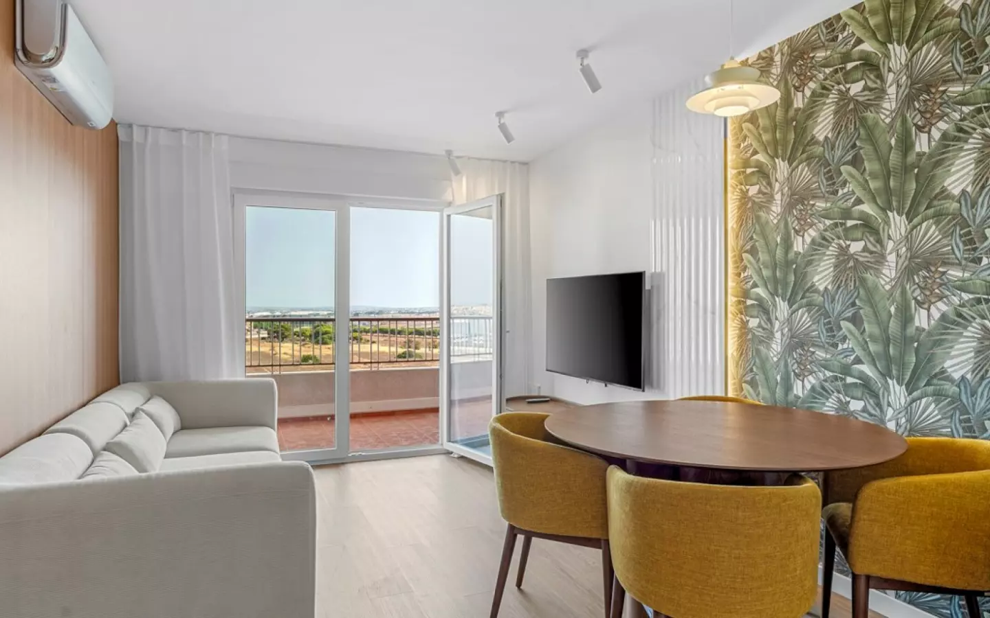 2-bedroom Apartment In Orihuela Costa, Spain (61 M²)