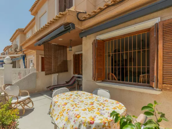 3-bedroom Town House In Torrevieja, Spain (99 M²)