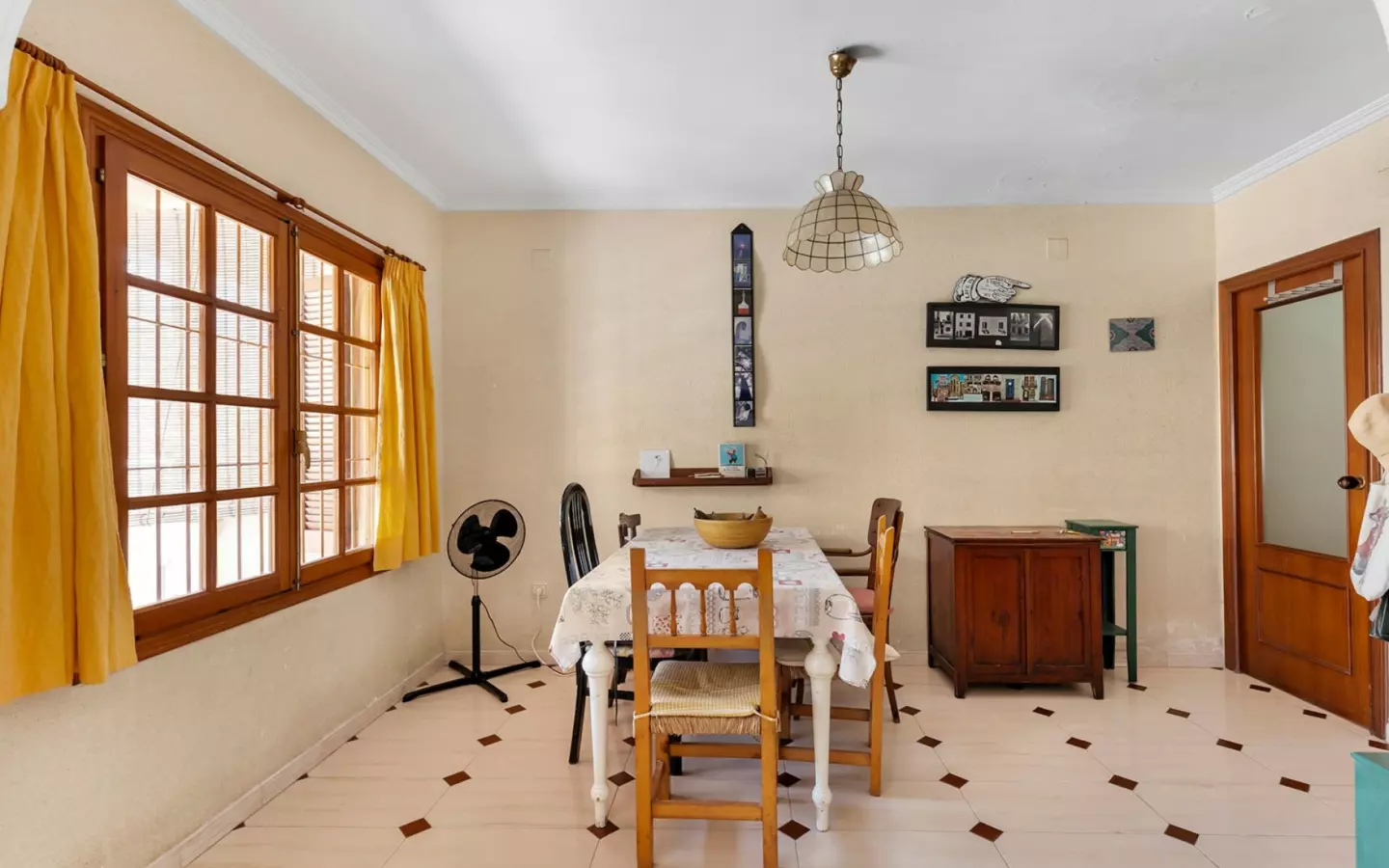 3-bedroom Town House In Torrevieja, Spain (99 M²)
