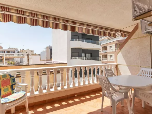 2-bedroom Apartment In Torrevieja, Spain (77 M²)