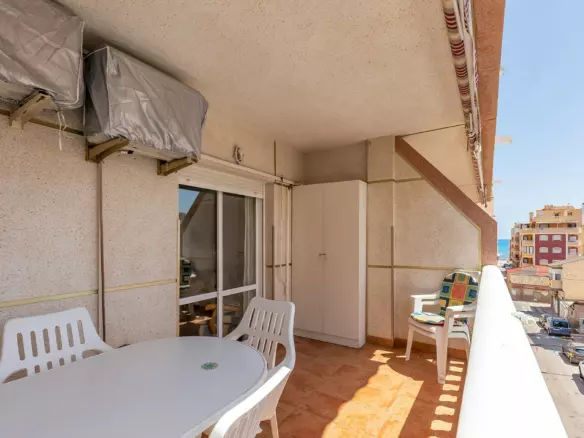 2-bedroom Apartment In Torrevieja, Spain (77 M²)