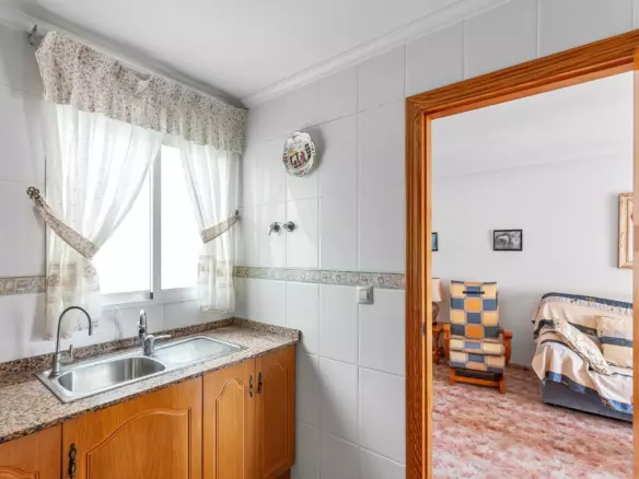 2-bedroom Apartment In Torrevieja, Spain (77 M²)