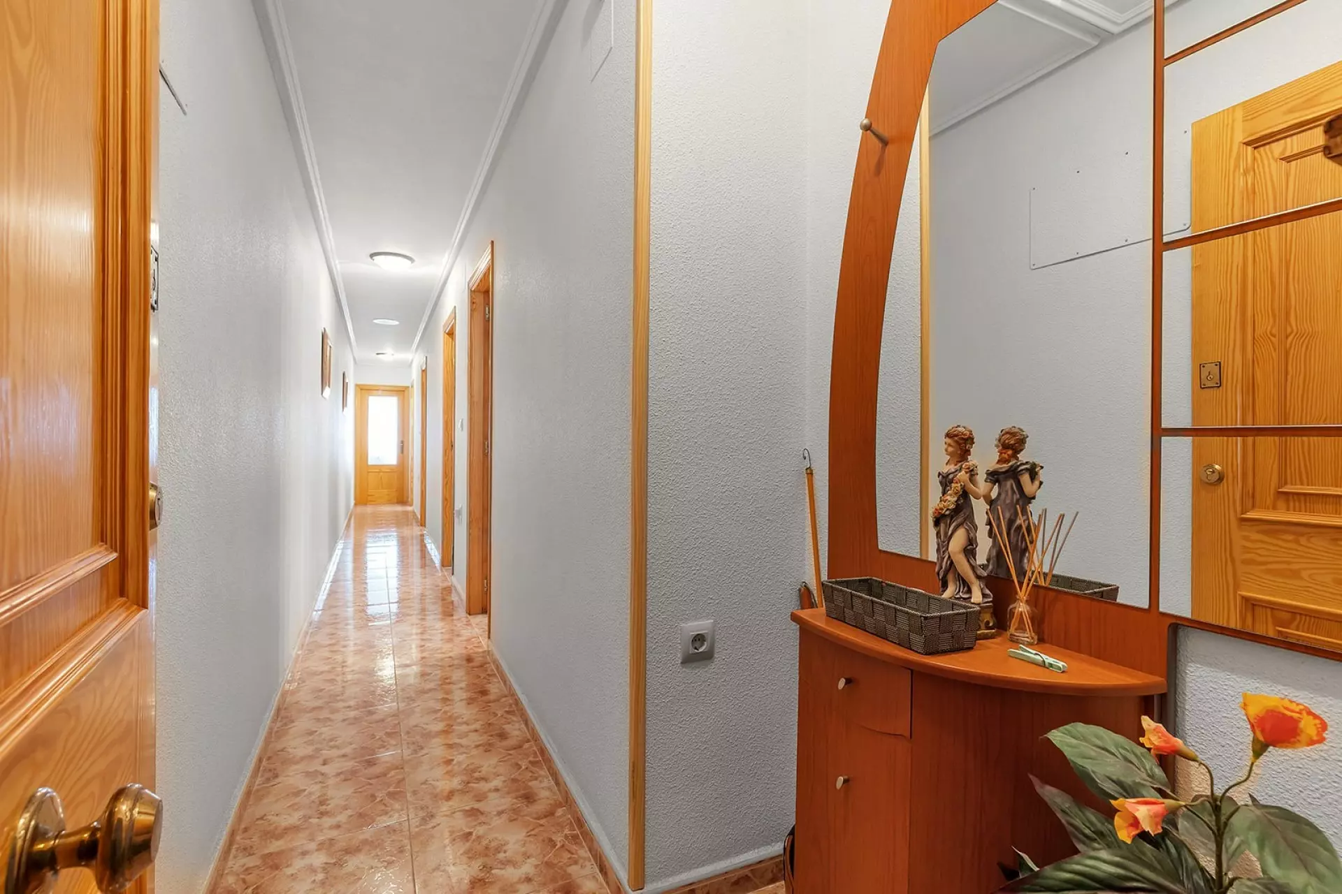 781316_xl-5dc4fc 2-bedroom Apartment In Torrevieja, Spain (77 M²)