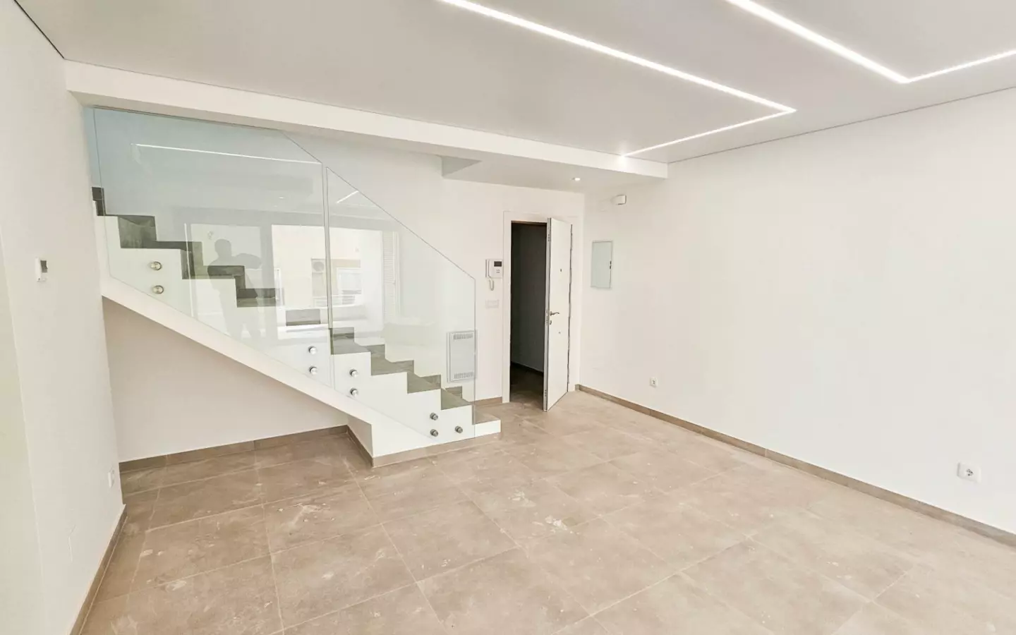 3-bedroom Penthouse In Torrevieja, Spain (162 M²)