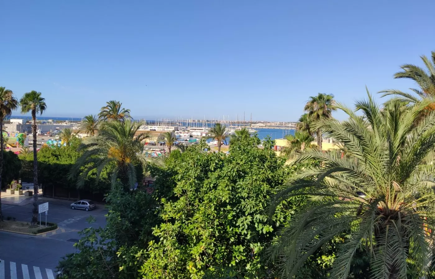 3-bedroom Apartment In Torrevieja, Spain (140 M²)