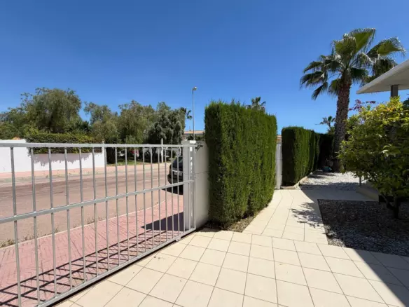 4-bedroom Villa In Ciudad Quesada, Spain (129 M²)