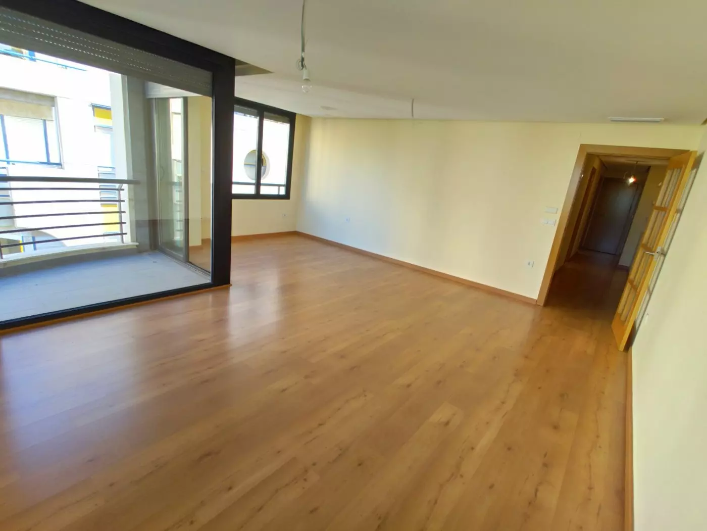 3-bedroom Apartment In Torrevieja, Spain (140 M²)