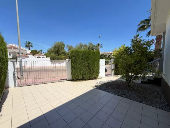 4-bedroom Villa In Ciudad Quesada, Spain (129 M²)