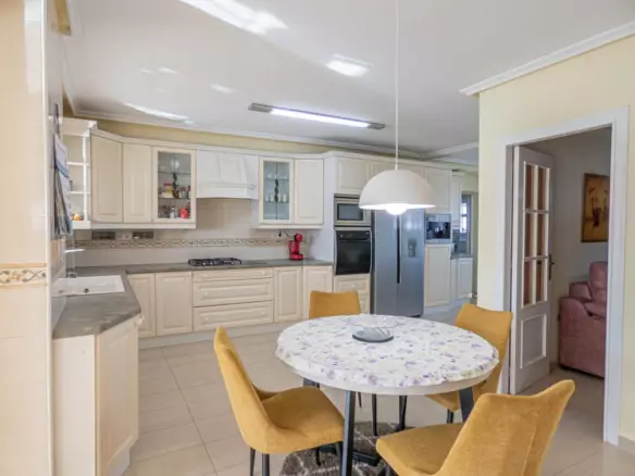 7-bedroom Villa In San Miguel De Salinas, Spain (416 M²)