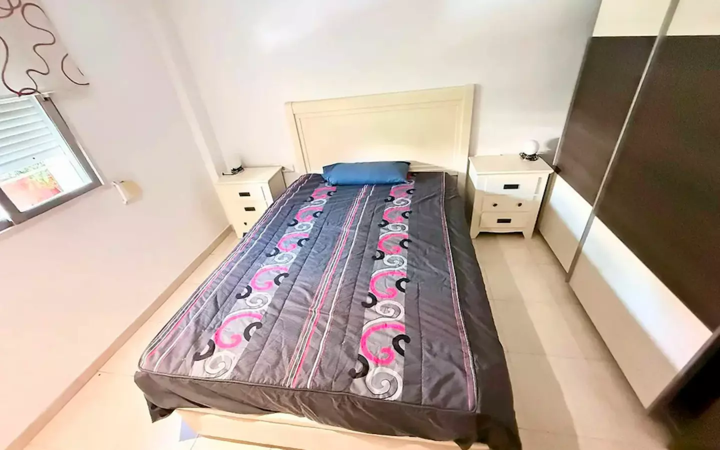 3-bedroom Flat In Valencia (90 M²)