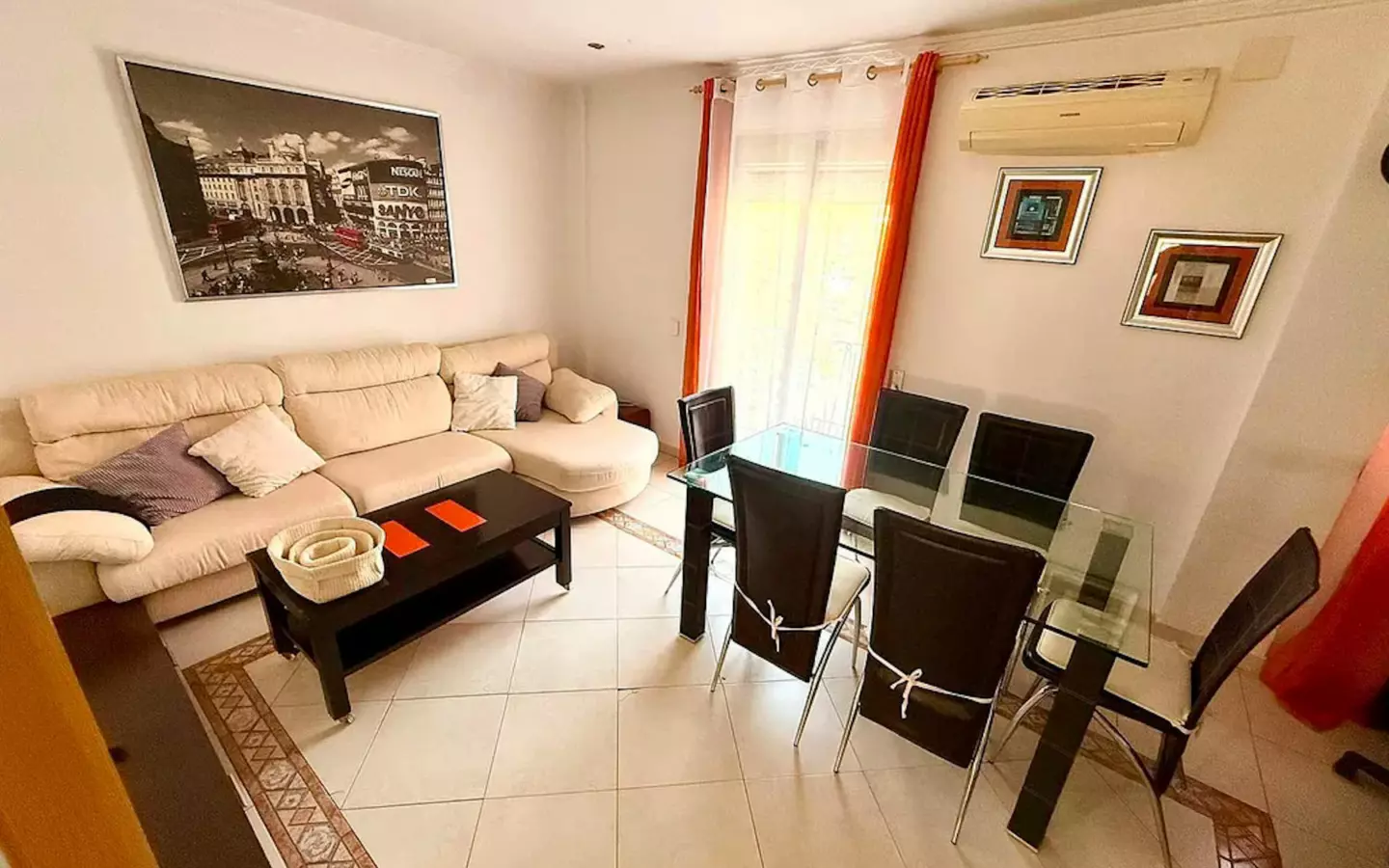 3-bedroom Flat In Valencia (90 M²)