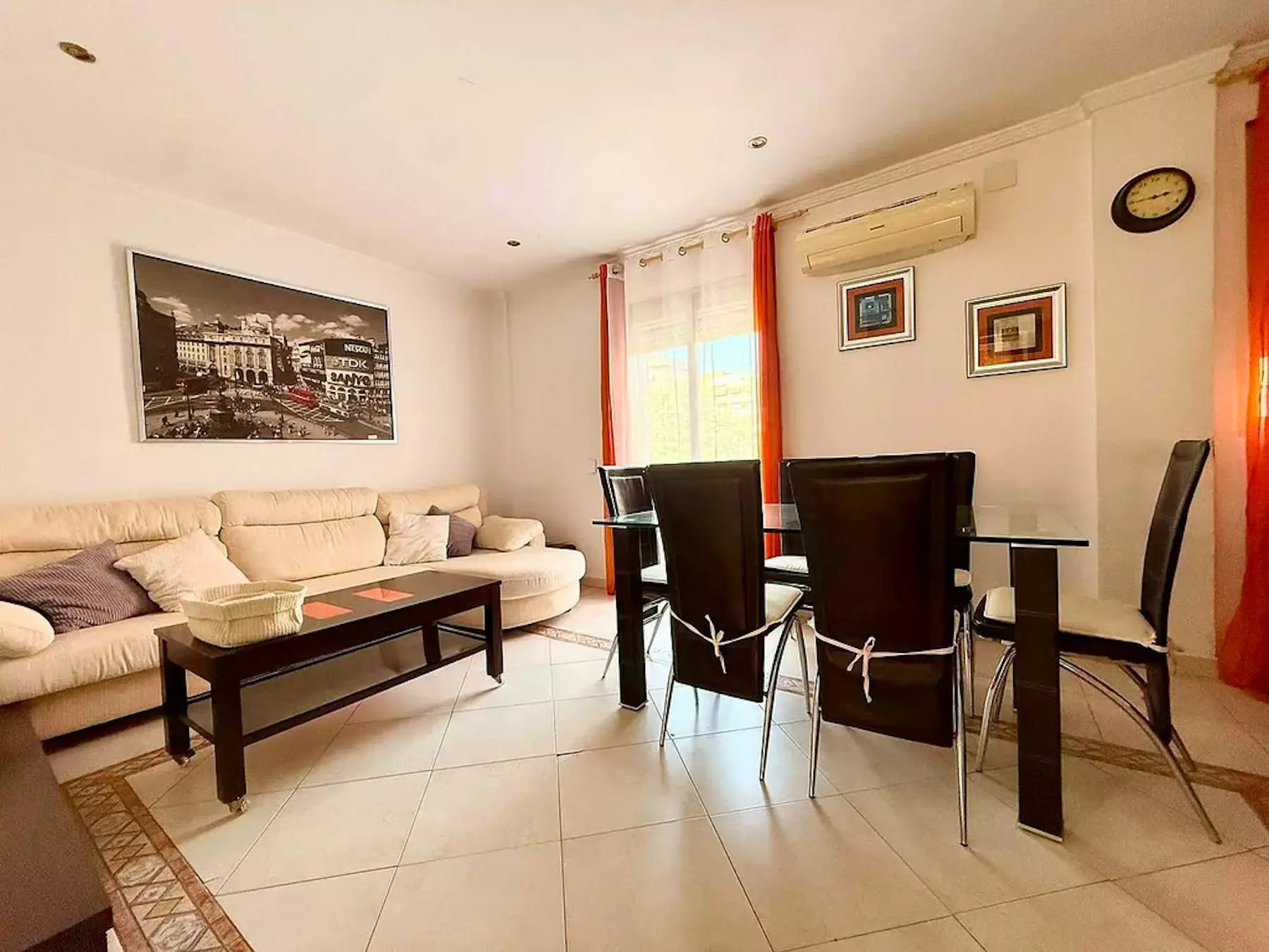 3-bedroom Flat In Valencia (90 M²)