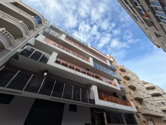3-bedroom Apartment In Torrevieja, Spain (113 M²)