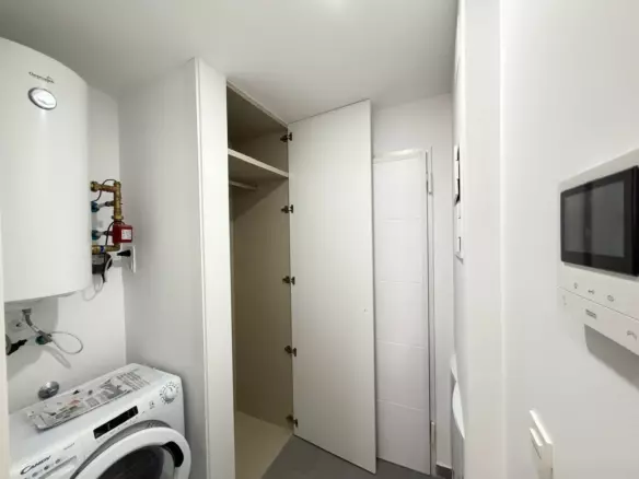 3-bedroom Apartment In Torrevieja, Spain (113 M²)