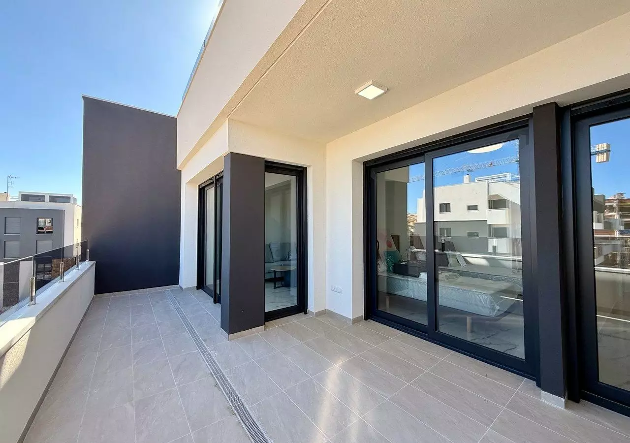 2-bedroom Penthouse In Orihuela Costa, Spain (96 M²)