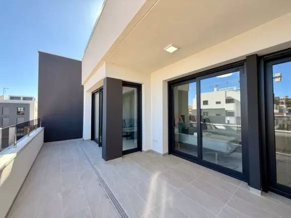 2-bedroom Penthouse In Orihuela Costa, Spain (96 M²)