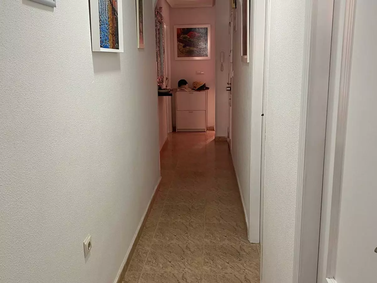 3-bedroom Penthouse In Torrevieja, Spain (80 M²)