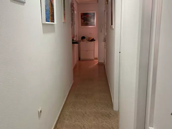 3-bedroom Penthouse In Torrevieja, Spain (80 M²)