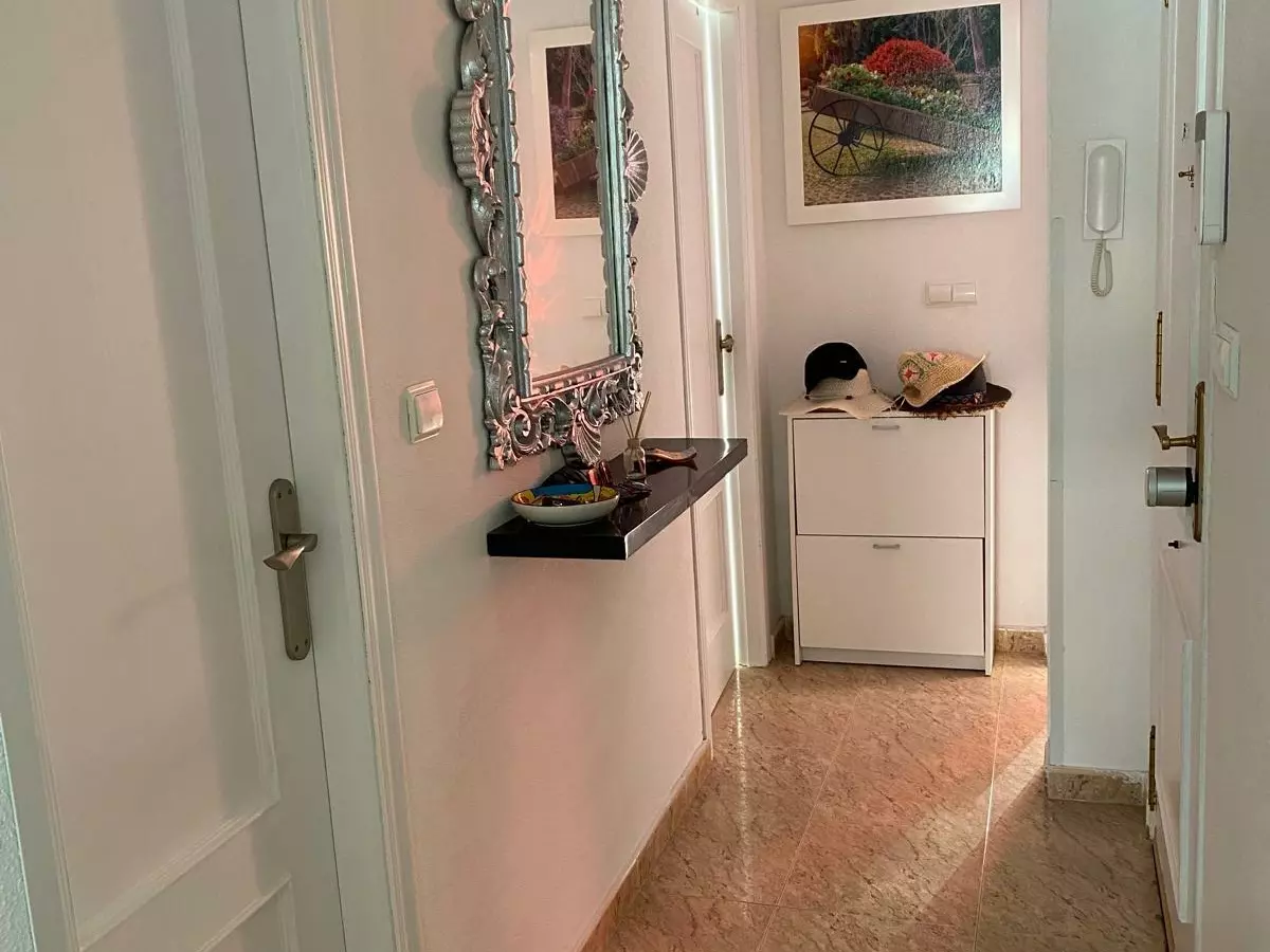 3-bedroom Penthouse In Torrevieja, Spain (80 M²)