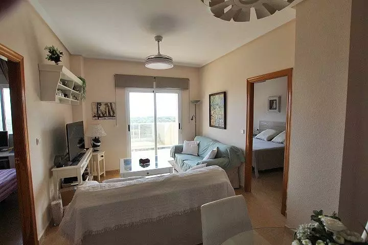 3-bedroom Apartment In Guardamar Del Segura, Spain (72 M²)