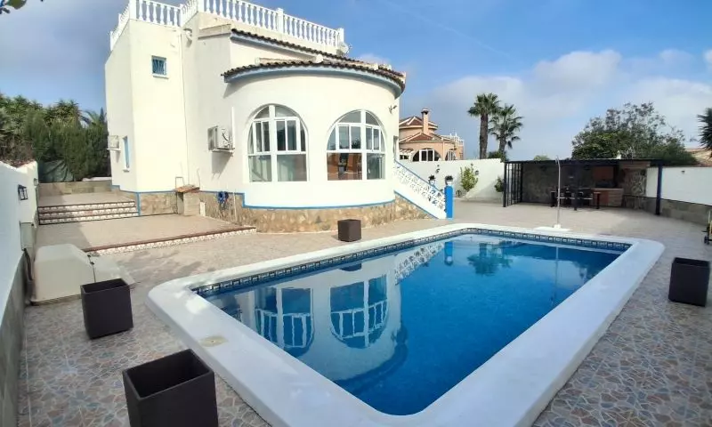5-bedroom Villa In Rojales, Spain (187 M²)