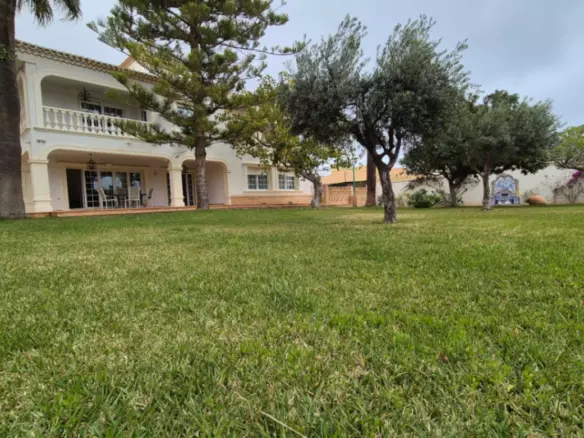 7-bedroom Villa In Orihuela, Spain (545 M²)