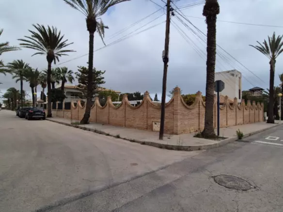 7-bedroom Villa In Orihuela, Spain (545 M²)
