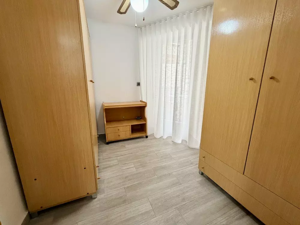 3-bedroom Apartment In Guardamar Del Segura, Spain (74 M²)