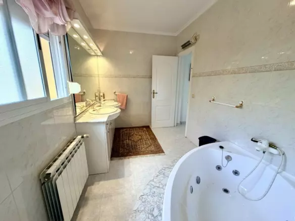 5-bedroom Villa In Ciudad Quesada, Spain (206 M²)