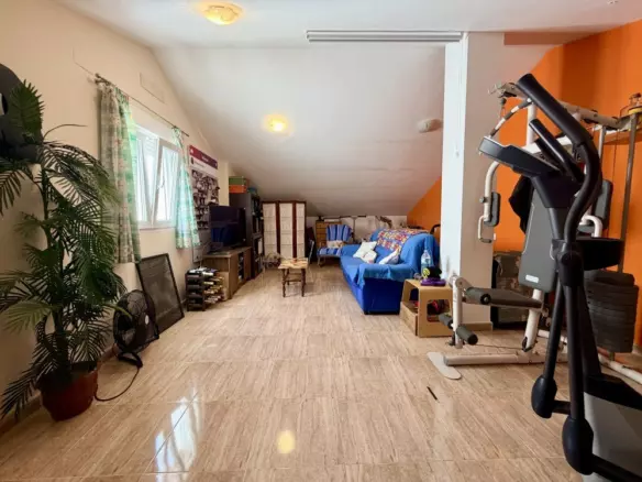 3-bedroom Penthouse In Pilar De La Horadada, Spain (95 M²)