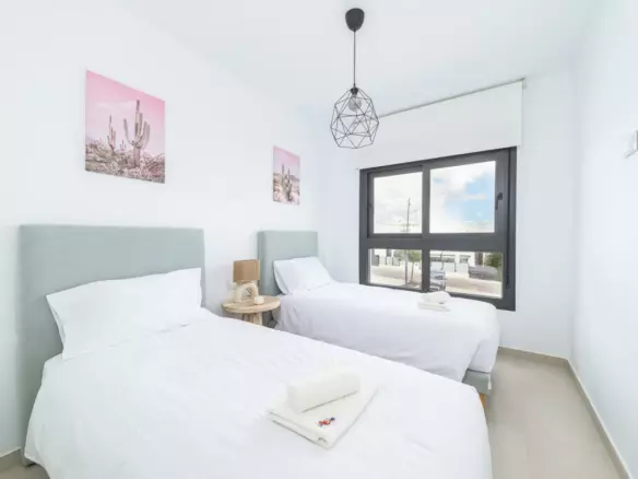 3-bedroom Apartment In Pilar De La Horadada, Spain (80 M²)